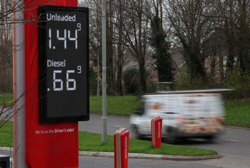 epa12843648 Fuel prices displayed at a petrol station in Liverpool, Britain, 23 March 2026. Global oil prices have risen beyond 110 USD (95 EUR) per barrel as the conflict in the Middle East intensifies.  EPA/ADAM VAUGHAN