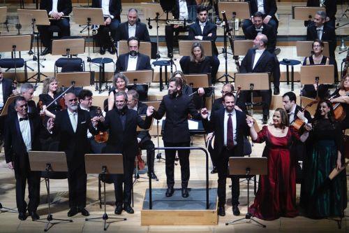 Πασχαλινή Συναυλία με την Κρατική Ορχήστρα Αθηνών - Ορχήστρα in Residence του Μεγάρου υπό τη μουσική διεύθυνση του αρχιμουσικού Κωνσταντίνου Τερζάκη, στην αίθουσα Χρήστος Λαμπράκης, τη Μεγάλη Τετάρτη 08 Απριλίου 2026. Λυρικοί τραγουδιστές: η Σοφία Κυανίδου, η Μαίρη-Έλεν Νέζη, ο Mario Zeffiri και ο Πέτρος Μαγουλάς. Μεγάλη Πέμπτη 09 Απριλίου 2026....