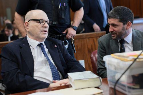 epa12909600 Former Hollywood film producer Harvey Weinstein (L) appears in the Manhattan Supreme Court for his retrial in New York, New York, USA, 23 April 2026. Weinstein is back in court for a retrial that began on 14 April on third-degree rape charges involving Jessica Mann, an actress who starred in the 2015 romantic comedy 'This Isn't Funny. He will...