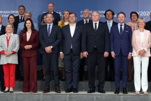 epa12931648 Ministers pose for a family photo after the informal meeting of EU ministers for agriculture in Lefkosia, Cyprus, 04 May 2026. Agriculture Ministers, EU Officials and stakeholders are meeting in a session during which the World Bank officials will present the main outcomes of the study 'Solutions for Better Agri-Risk Management in the European...