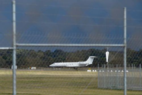 epa12958723 A charter plane carrying Australian travellers who spent time on the Hantavirus‑infected cruise ship MV Hondius arrives at RAAF Base Pearce in Perth, Australia, 15 May 2026. Four citizens and a permanent resident returning from the affected vessel will be placed in an official isolation centre to prevent the spread of the virus.  EPA/AARON BUNCH...
