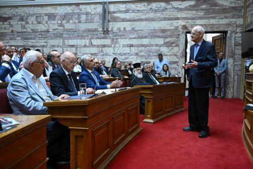 (Ξένη Δημοσίευση) Ο  πρώην πρόεδρος της βουλής Απόστολος  Κακλαμάνης παρευρίσκεται στην εκδήλωση  στη Βουλή  υπό τον τίτλο «Η Γενοκτονία των Ελλήνων του Πόντου: Μνήμη, Στρατηγική και Διεθνοποίηση της Ιστορικής Ευθύνης», Δευτέρα 18 Μαΐου 2026. ΑΠΕ-ΜΠΕ/ΥΠΕΘΑ/Νίκος Παναγιωτόπουλος