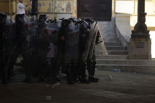 epa12988413 Police officers take positions after a mass student-led anti-government rally in Belgrade, Serbia, 23 May 2026. Thousands gathered to ramp up pressure on the government and demand early parliamentary elections. The political movement originally erupted across the country following the November 2024 canopy collapse at the Novi Sad railway station...