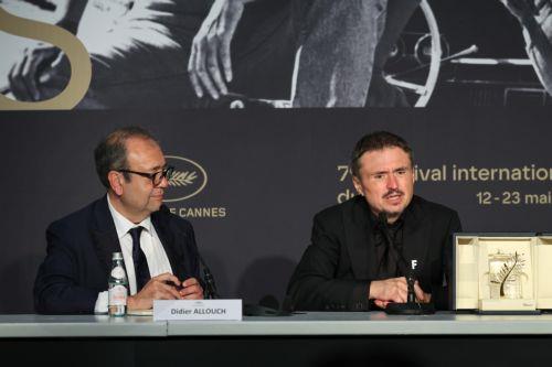epa12989293 Cristian Mungiu, winner of the Palme d’Or for "Fjord attends the Palme d'Or winners press conference at the closing and awards ceremony of the 79th annual Cannes Film Festival, in Cannes, France, 23 May 2026. The film festival runs from 12 to 23 May 2026.  EPA/HODA DAVAINE / POOL