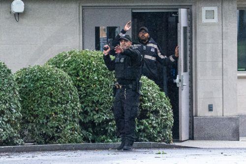 epa12989350 US Secret Service officers respond following reports of gunfire near the White House in Washington, DC, USA, 23 May 2026. A suspect armed with a handgun approached a security checkpoint at 17th Street and Pennsylvania Avenue NW and opened fire, prompting U.S. Secret Service agents to return fire. The suspect was transported to a local hospital...