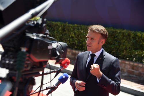 epa13017569 French President Emmanuel Macron arrives at the EU-Western Balkans summit in Tivat, Montenegro, 05 June 2026. The high-level one-day summit brings together European Union (EU) leaders and their Western Balkan counterparts to discuss concrete integration measures and accelerate the region's path toward bloc membership.  EPA/BORIS PEJOVIC