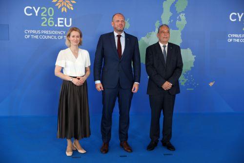 epa13023942 Cypriot Minister of Defense Vasilis Palmas (R) and Kaja Kallas (L), High Representative of the European Union for Foreign Affairs and Security Policy, welcome Belgian Defense Minister Theo Francken (C), at the informal meeting of defense ministers in Lefkosia, Cyprus, 08 June 2026. The informal Foreign Affairs Council (Defense) brings together...