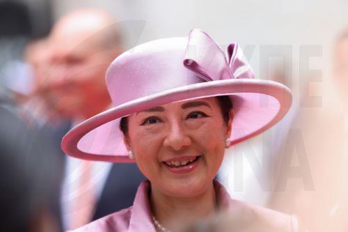 epa13058434 Japanese Empress Masako looks on as she visits the Brussels City Hall, during a state visit in Brussels, Belgium, 23 June 2026.  EPA/NICOLAS ECONOMOU / POOL