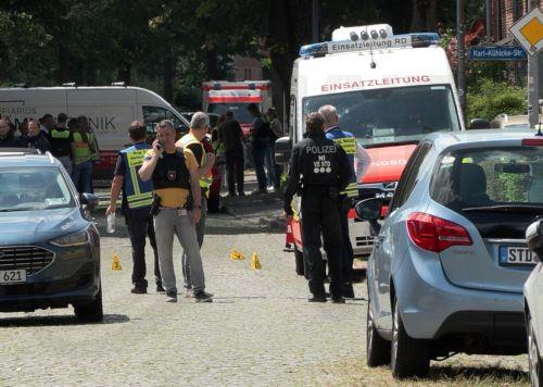 epa13072522 Emergency services and police officers work at the scene after gunfire occurred at a youth support facility in Stade, Germany, 29 June 2026. A police spokesperson confirmed that five people had been shot dead in the city of Stade, west of Hamburg. The police have arrested two suspects, including the alleged shooter.  EPA/Fabian Hoefig
