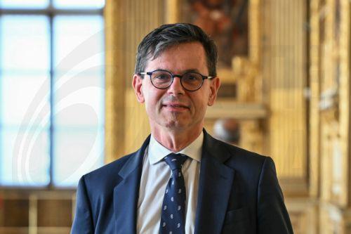 epa13125916 Louvre's President Christophe Leribault poses during the reopening of the Apollo Gallery at the Louvre Museum in Paris, France, 22 July 2026, after a heist in October 2025 in which French crown jewels were stolen.  EPA/LOU BENOIST / POOL  MAXPPP OUT