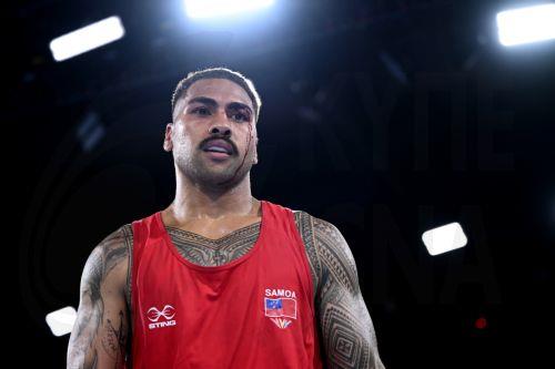 epa13133003 Dee Ioapo of Samoa bleeds during the Men's 80kg Round of 32 match against Daniel Pitt of Wales on day two of the Glasgow 2026 Commonwealth Games at the SEC Centre in Glasgow, Scotland, 25 July 2026.  EPA/JOEL CARRETT AUSTRALIA AND NEW ZEALAND OUT