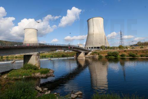 epa13151075 A view of the Chooz nuclear power plant and the River Meuse near Chooz, northeastern France, 05 August 2026. The plant's two reactors have been shut down since 01 August 2026 after prolonged hot and dry weather caused the River Meuse to fall below the level required for cooling operations while maintaining compliance with environmental...