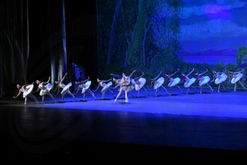 epa13185933 Artists from the Christa Mertins National Ballet of Guatemala present a performance of 'Swan Lake' in the Efrain Recinos Great Hall of the Miguel Angel Asturias Cultural Center in Guatemala City, Guatemala, 22 August 2026.  EPA/Alex Cruz