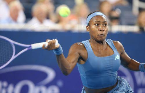 epa13187802 Coco Gauff of the USA in action against Jessica Pegula of the USA during the women's singles final of the Cincinnati Open tennis tournament in Cincinnati, Ohio, USA, 23 August 2026.  EPA/MARK LYONS