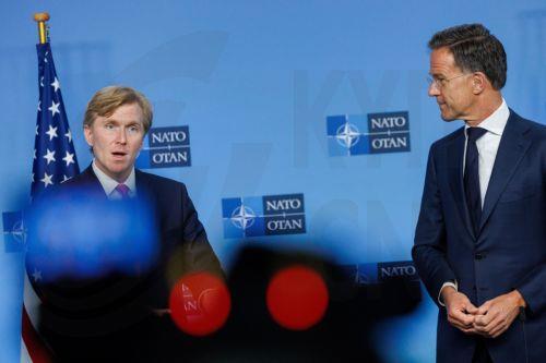 epa13194407 US Under Secretary of War for Policy Elbridge Colby (L) delivers remarks next to NATO Secretary General Mark Rutte during a meeting at the North Atlantic Treaty Organization (NATO) headquarters, in Brussels, Belgium, 27 August 2026. Colby will later participate in a meeting of the North Atlantic Council with Allied Ambassadors.  EPA/OLIVIER...