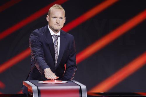 epa13196514 German former soccer player Sebastian Rode presses the button to reveal the 2026/27 UEFA Europa League league phase draw at the Grimaldi Forum in Monaco, 28 August 2026.  EPA/SEBASTIEN NOGIER