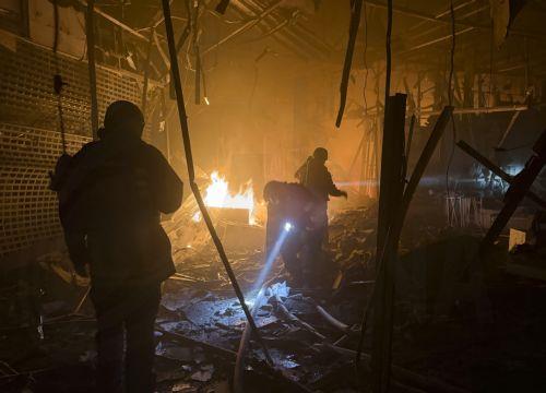 epa13219187 Ukrainian rescuers work at the site of a Russian drone strike on the last major shopping mall in Zaporizhzhia, Ukraine, 07 September 2026, amid the Russian invasion. The City Center shopping mall has been closed since the beginning of September due to persistent shelling of civilian infrastructure, and no casualties were reported in the strike,...