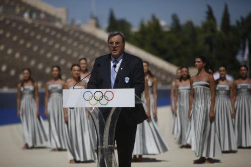 Ο πρόεδρος της Ελληνικής Ολυμπιακής Επιτροπής, Ισίδωρος Κούβελος, μιλάει στην τελετή Αφής και Παράδοσης της Φλόγας των Ολυμπιακών Αγώνων Νέων «Dakar 2026» στο Καλλιμάρμαρο στάδιο στην Αθήνα, Πέμπτη 10 Σεπτεμβρίου 2026. ΑΠΕ-ΜΠΕ/ΑΠΕ-ΜΠΕ/ΓΙΑΝΝΗΣ ΚΟΛΕΣΙΔΗΣ
