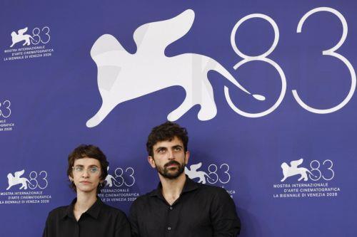 epa13228276 Israeli directors Rachel Szor (L) and Yuval Abraham pose at the photocall of 'Naza' during the 83rd Venice Film Festival, in Venice, Italy, 10 September 2026. The movie is presented in the official competition 'Venezia 83' at the festival running from 02 to 12 September 2026.  EPA/FABIO FRUSTACI