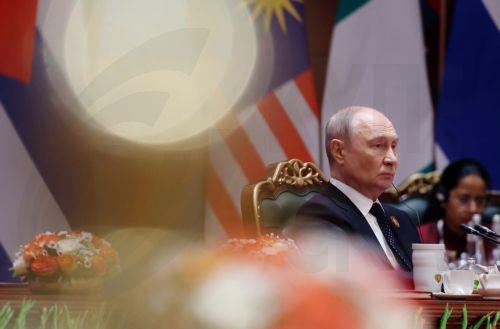epa13233818 Russian President Vladimir Putin attends a session of the 18th BRICS Summit in New Delhi, India, 12 September 2026. India hosts the 18th BRICS Leaders' Summit from 12 to 13 September 2026 under the theme 'Building for Resilience, Innovation, Cooperation and Sustainability.'  EPA/ALEXANDER KAZAKOV/SPUTNIK/KREMLIN / POOL MANDATORY CREDIT