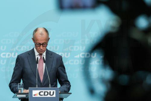 epa13254100 German Chancellor and leader of the Christian Democratic Union (CDU) Friedrich Merz attends a press conference at CDU party's headquaters after a CDU party board meeting in Berlin, Germany, 21 September 2026. Elections for the House of Representatives in Berlin and the state parliament of Mecklenburg-Western Pomerania were held on 20 September...