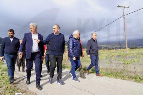 Κυβερνητικό κλιμάκιο πραγματοποιεί αυτοψία στις πληγείσες περιοχές από την κακοκαιρία, στο Οροπέδιο Λασιθίου, Κρήτη Δευτέρα 5 Οκτωβρίου 2026. Σύσκεψη παρουσία κυβερνητικού κλιμακίου πραγματοποιήθηκε στο Ηράκλειο Κρήτης, με αντικείμενο την αποτίμηση των επιπτώσεων από τα έντονα καιρικά φαινόμενα των προηγούμενων ημερών, όπως και τον συντονισμό των επόμενων...