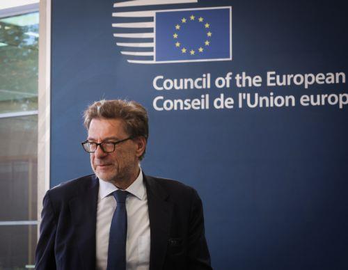 epa13289278 Italian Economy and Finance Minister Giancarlo Giorgetti attends the Eurozone finance ministers (Eurogroup) meeting in Luxembourg, 08 October 2026. European finance ministers gathered to evaluate macroeconomic conditions, the integration of European capital markets, and national fiscal policy efficiency.  EPA/OLIVIER HOSLET