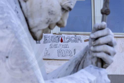 epa13305929 A banner reading 'Hematology greets the Pope' hangs from one of the windows of Hospital Agostino Gemelli University Hospital, where Pope Leo XIV is hospitalized, in Rome, Italy, 15 October 2026. According to the Holy See Press Office, Pope Leo XIV is recovering in hospital following a successful thoracic surgery on 13 October to remove the lower...