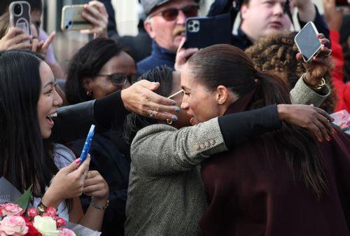epa13306180 Meghan the Duchess of Sussex is greeted by well-wishers as she departs the Community Recording Studio in Nottingham, Britain, 15 October 2026. The couple are visiting a number of charities and businesses in the East Midlands city.  EPA/NEIL HALL