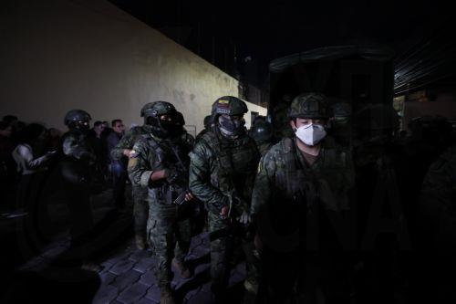 epa13324470 Members of the Ecuadorian Police guard outside El Inca Prison in Quito, Ecuador, 22 October 2026. At least eight inmates were killed and 10 people were injured in separate attacks at two of Ecuador's main prisons, breaking a long period without killings in Ecuadorian prisons following prison interventions carried out by the government of...