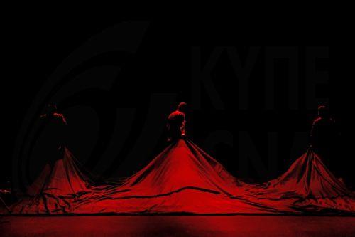 epa10546753 Men clear the runway from a tarpaulin ahead of the 'Zickness by Zic' show during the China Fashion Week A/W 2023 in Beijing, China, 28 March 2023. The 2023 China Fashion Week runs from 24 to 31 March 2023.  EPA/MARK R. CRISTINO