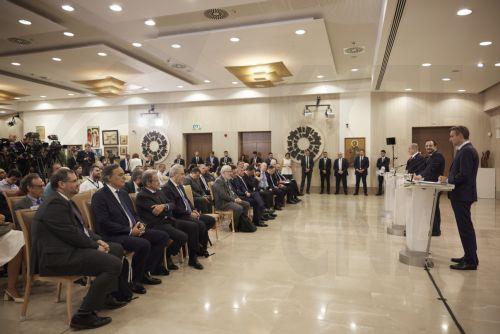 (Ξένη Δημοσίευση) O πρωθυπουργός Κυριάκος Μητσοτάκης (Δ), ο πρωθυπουργός του Ισραήλ  Benjamin Netanyahu (3Δ) και ο Πρόεδρος της Κυπριακής Δημοκρατίας Νίκος Χριστοδουλίδης (2Δ), κάνουν κοινές δηλώσεις στα Μέσα Μαζικής Ενημέρωσης, μετά το τέλος της 9ης Τριμερούς Συνόδου Κορυφής Κύπρου - Ελλάδας - Ισραήλ, στο Προεδρικό Μέγαρο, Λευκωσία, Κύπρος, Δευτέρα 04...