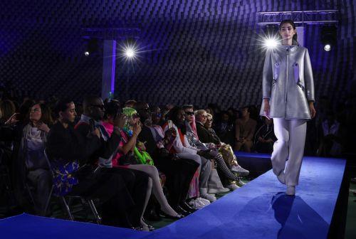 epa10883156 A model presents a creation of the Spring/Summer 2024 Womenswear collection by French label Pierre Cardin during the Paris Fashion Week, in Paris, France, 25 September 2023. The presentation of the Women's Rear-To-Wear collections runs from 25 September to 03 October 2023.  EPA/Mohammed Badra