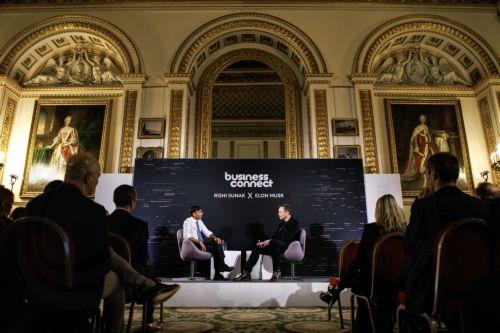 epa10955383 British Prime Minister Rishi Sunak (L) and US tech entrepreneur Elon Musk (R), owner of Tesla, SpaceX and X, attend a conversation event in central London, Britain, 02 November 2023. The conversation will be streamed on X (formerly Twitter) and follows the two-day AI Safety Summit that was held at Bletchley Park.  EPA/TOLGA AKMEN / POOL