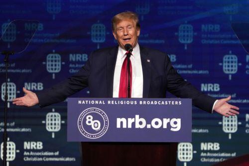 epa11173977 Former President Donald J. Trump speaks during a presidential forum at the 2024 National Religious Broadcasters International Christian Media Convention in Nashville, Tennessee, USA, 22 February 2024.  EPA/MARK HUMPHREY