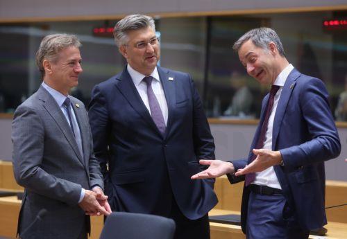 epa11418485 (L-R) Slovenian Prime Minister Robert Golob, Croatian Prime Minister Andrej Plenkovic and Belgian Prime Minister Alexander De Croo,   during an informal meeting of the European Council in Brussels, Belgium, 17 June 2024. Following the European Parliament elections, EU leaders gathered in Brussels to discuss the next institutional cycle and to...