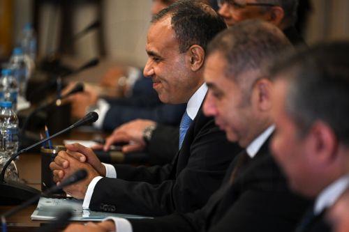 epa11663925 Egyptian Minster of Foreign Affairs Badr Abdelatty meets with his Iranian counterpart during the latter's visit to Cairo, Egypt, 17 October 2024. The Iranian foreign minister is on a regional tour to Jordan, Egypt and Turkey.  EPA/MOHAMED HOSSAM