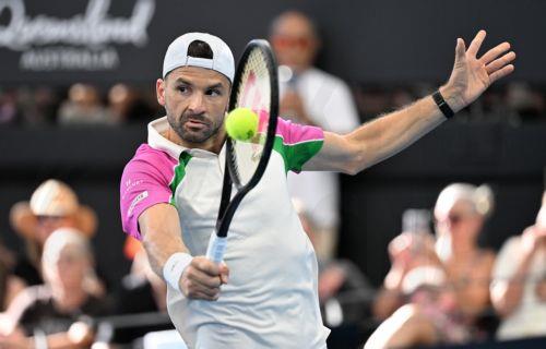 epa11803200 Grigor Dimitrov of Bulgaria in action against Jordan Thompson of Australia during their Brisbane International tennis tournament quarter final tennis match at Queensland Tennis Centre in Brisbane, Australia, 03 January 2025.  EPA/DARREN ENGLAND AUSTRALIA AND NEW ZEALAND OUT
