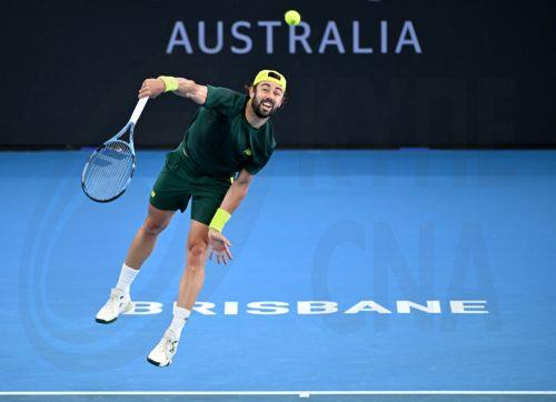 epa11803219 Jordan Thompson of Australia in action against Grigor Dimitrov of Bulgaria during their Brisbane International tennis tournament quarter final tennis match at Queensland Tennis Centre in Brisbane, Australia, 03 January 2025.  EPA/DARREN ENGLAND AUSTRALIA AND NEW ZEALAND OUT