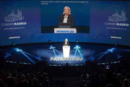 epa11882405 Leader of France's far right party Rassemblement National (RN), Marine Le Pen, takes part in the first summit of EU far-right parties in Madrid, Spain, 08 February 2025. The summit is held under the slogan 'Make Europe Great Again'.  EPA/SERGIO PEREZ
