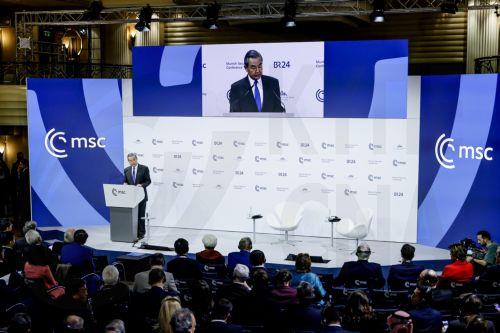 epa11895911 Chinese Foreign Minister Wang Yi speaks during the 61th Munich Security Conference (MSC), in Munich, Germany, 14 February 2025. High-level international decision-makers meet at the 61st Munich Security Conference in Munich from 14 to 16 February 2025 during their annual meeting to discuss global security issues.  EPA/RONALD WITTEK