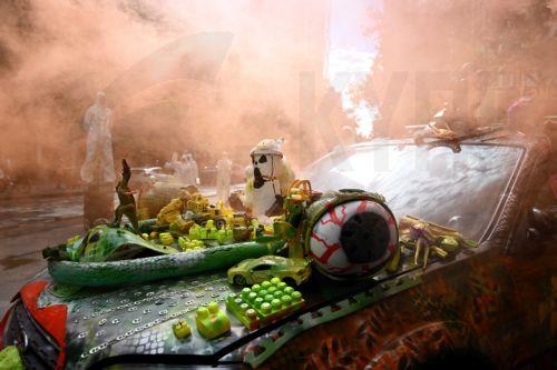 epa11957538 Anti-nuclear activists stage a protest outside mining company BHP headquarters in Melbourne, Australia, 12 March 2025.  EPA/JOEL CARRETT AUSTRALIA AND NEW ZEALAND OUT