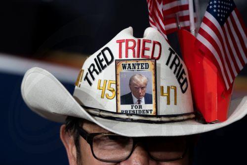 epaselect epa12063696 Supporters of US President Donald Trump attend a rally to celebrate his 100 days in office in Warren, Michigan, USA, 29 April 2025.  EPA/DIEU-NALIO CHERY
