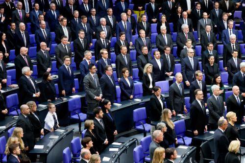 epa12084193 German Parliament 'Bundestag' members attend an event of the German parliament to commemorate the 80th anniversary of the end of WWII in Europe, in Berlin, Germany, 08 May 2025. World War II in Europe ended with the unconditional surrender of Nazi Germany on all fronts on 08 May.  EPA/FILIP SINGER
