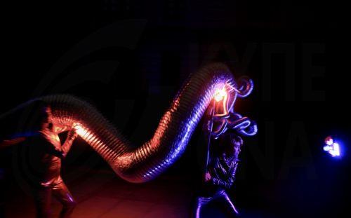 epa12085039 Deniers perform during the Lunar Festival of Lights in Sofia, Bulgaria, 08 May 2025. The fourth edition of the LUNAR Festival of Lights will be held over four evenings, from 08 to 11 May. The event will feature 3D projection mapping, light installations, and artists from around the world.  EPA/VASSIL DONEV