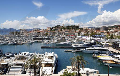 epa12093746 General view of the port of Cannes from the Palais des Festivals ahead of the 78th annual Cannes Film Festival in Cannes, France, 12 May 2025. The film festival runs from 13 to 24 May 2025.  EPA/GUILLAUME HORCAJUELO