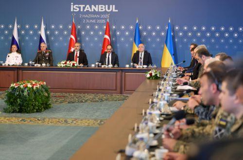 epa12150924 A handout photo made available by the Turkish Foreign Ministry's Press Office shows Turkish Foreign Minister Hakan Fidan (3-L) presiding over the second round of peace talks between Ukraine and Russia, in Istanbul, Turkey, 02 June 2025.  EPA/Murat Gok/Turkish Foreign Ministry HANDOUT HANDOUT EDITORIAL USE ONLY/NO SALESHANDOUT EDITORIAL USE...
