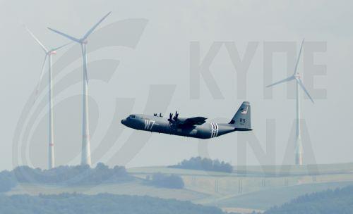 epa12192137 A Lockheed Martin C-130J transport aircraft of the US Air Force takes off from the US Air Base Ramstein in Landstuhl, Germany, 23 June 2025. Ramstein Air Base is a military airfield of the United States Air Force and serves as its European headquarters.  EPA/RONALD WITTEK