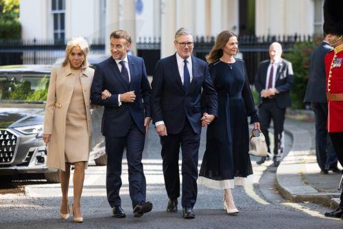 epa12225340 (L-R) France's first lady Brigitte Macron, French President Emmanuel Macron, British Prime Keir Starmer and his wife Victoria Starmer arrive for a wreath laying ceremony at the statue of former French President Charles de Gaulle during a state visit in London, Britain, 08 July 2025 French President Macron and his wife Brigitte are on a three-day...