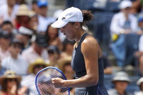 epa12322096 Madison Keys of the United States reacts to gaining a lead against Renata Zarazua of Mexico during the first round of the US Open Tennis Championships at the USTA Billie Jean King National Tennis Center in Flushing Meadows, New York, USA, 25  August 2025. The US Open tournament runs from 24 August through 07 September.  EPA/SARAH YENESEL